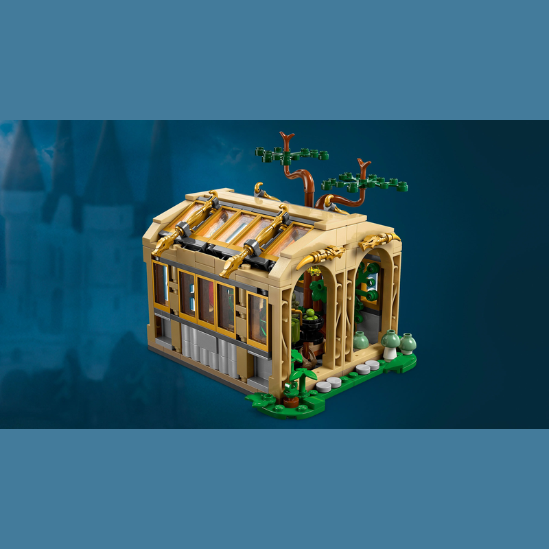 LEGO® Harry Potter™ 76445 Schloss Hogwarts™: Kräuterkundeunterricht